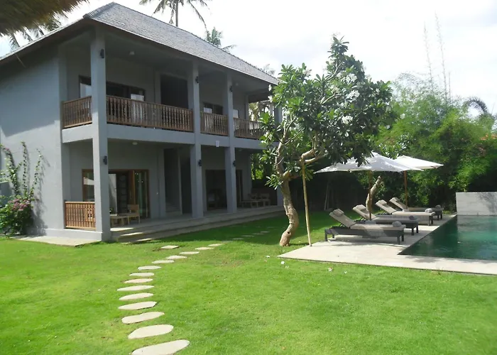 Ju'blu Hotel 3*
